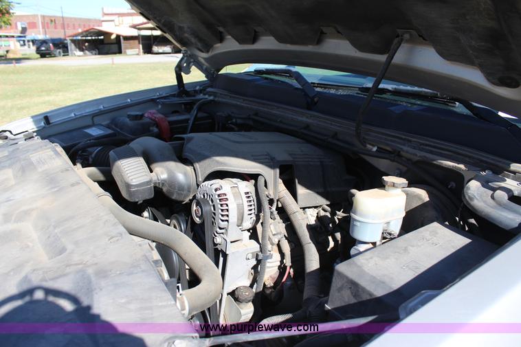 image for item J4306 2008 Chevrolet Silverado 1500 Ext. Cab pickup truck