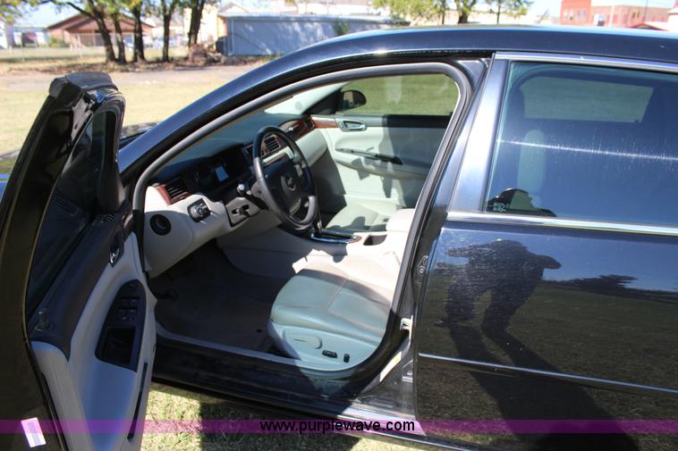 image for item J4307 2007 Chevrolet Impala LTZ