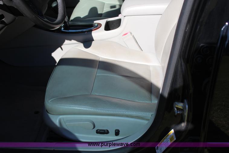 image for item J4307 2007 Chevrolet Impala LTZ