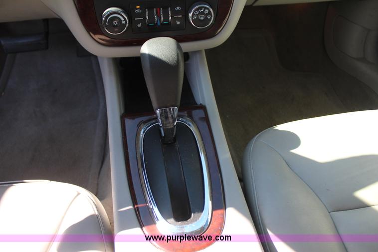 image for item J4307 2007 Chevrolet Impala LTZ