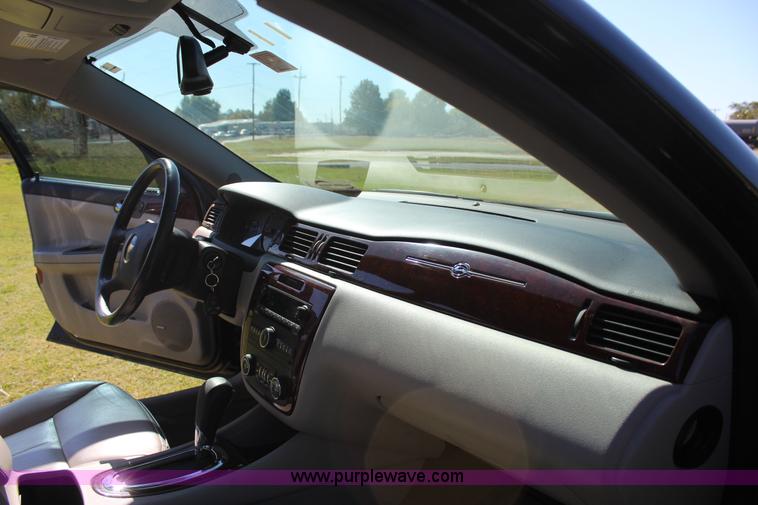 image for item J4307 2007 Chevrolet Impala LTZ