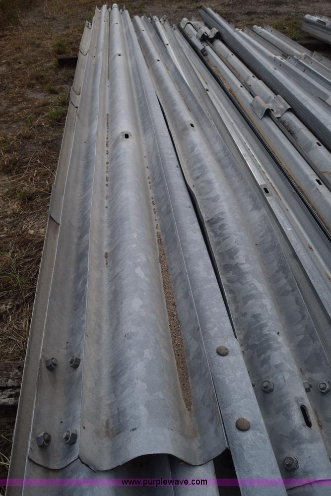 image for item J7003 (20) guard rail sections