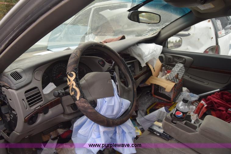 image for item J7014 2002 Chevrolet Impala