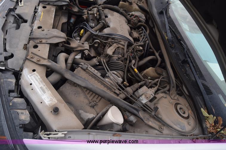 image for item J7014 2002 Chevrolet Impala