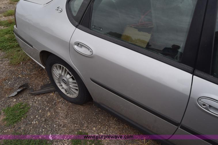 image for item J7014 2002 Chevrolet Impala