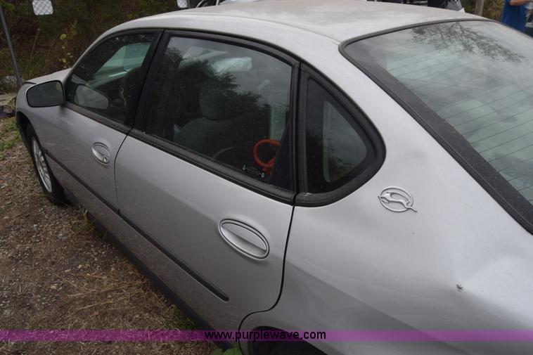 image for item J7014 2002 Chevrolet Impala