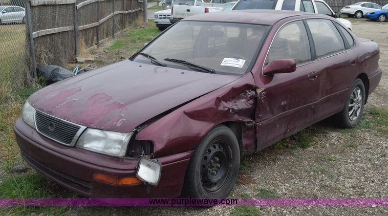 image for item J7016 1995 Toyota Avalon XL