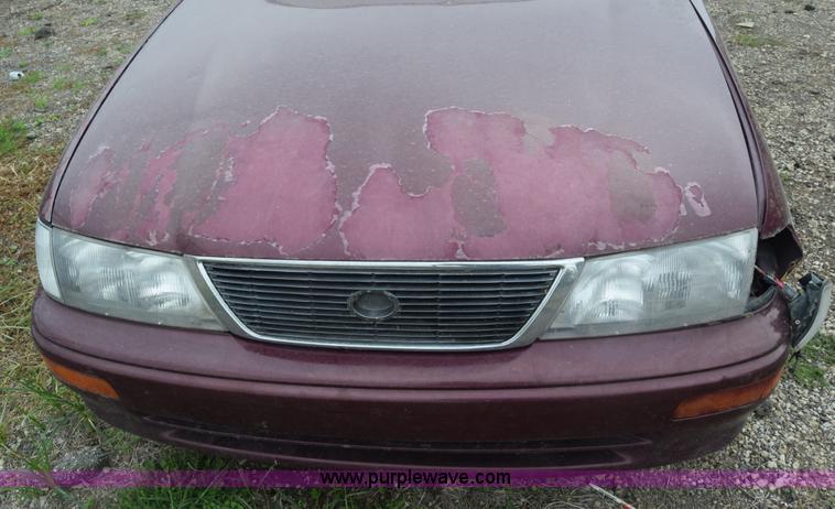 image for item J7016 1995 Toyota Avalon XL
