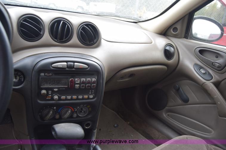 image for item J7021 2002 Pontiac Grand AM SE