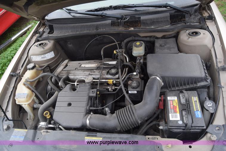 image for item J7021 2002 Pontiac Grand AM SE