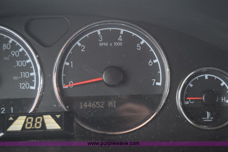 image for item J7079 2006 Chevrolet Uplander EXT LS van