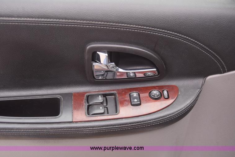 image for item J7079 2006 Chevrolet Uplander EXT LS van