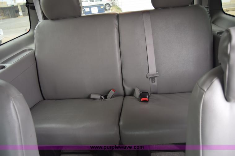 image for item J7079 2006 Chevrolet Uplander EXT LS van