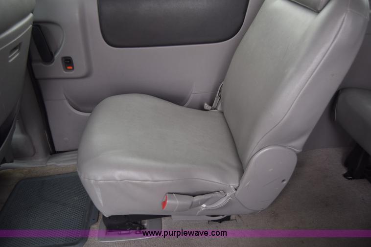 image for item J7079 2006 Chevrolet Uplander EXT LS van