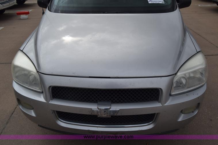 image for item J7079 2006 Chevrolet Uplander EXT LS van