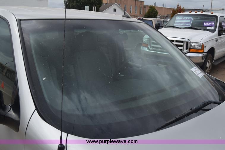 image for item J7079 2006 Chevrolet Uplander EXT LS van