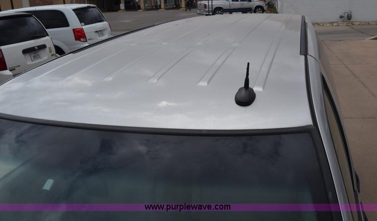 image for item J7079 2006 Chevrolet Uplander EXT LS van