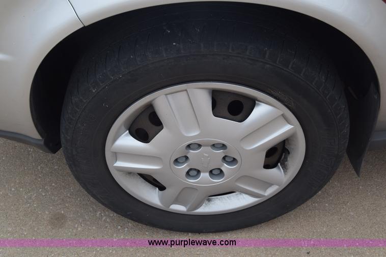 image for item J7079 2006 Chevrolet Uplander EXT LS van