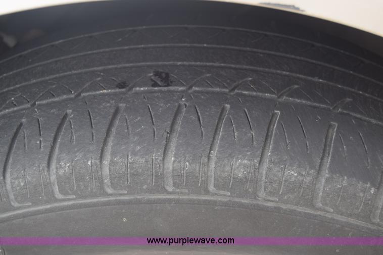 image for item J7079 2006 Chevrolet Uplander EXT LS van