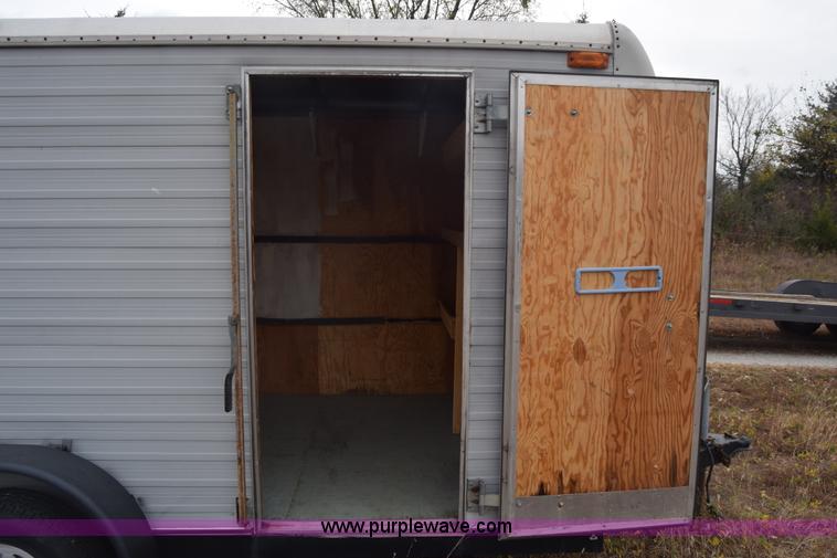 image for item J7169 1991 Carmate CM6140 enclosed cargo trailer