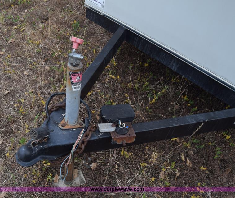 image for item J7169 1991 Carmate CM6140 enclosed cargo trailer