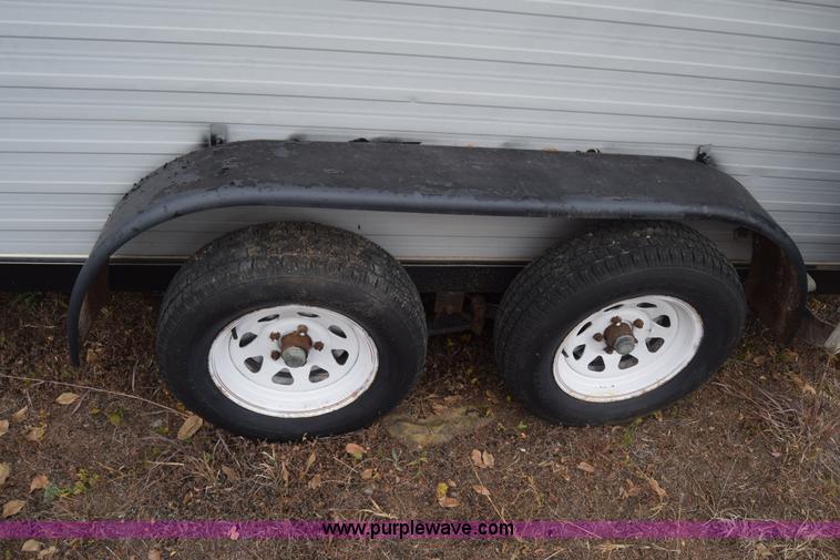 image for item J7169 1991 Carmate CM6140 enclosed cargo trailer