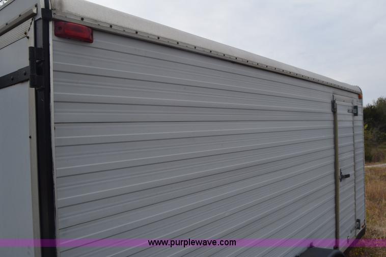 image for item J7169 1991 Carmate CM6140 enclosed cargo trailer
