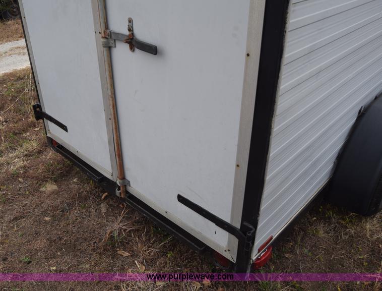 image for item J7169 1991 Carmate CM6140 enclosed cargo trailer