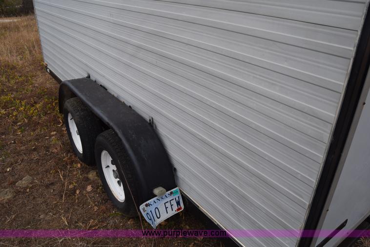 image for item J7169 1991 Carmate CM6140 enclosed cargo trailer