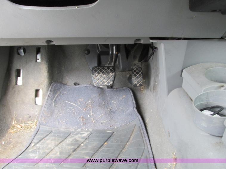 image for item J8733 2000 Volkswagen New Beetle GLX