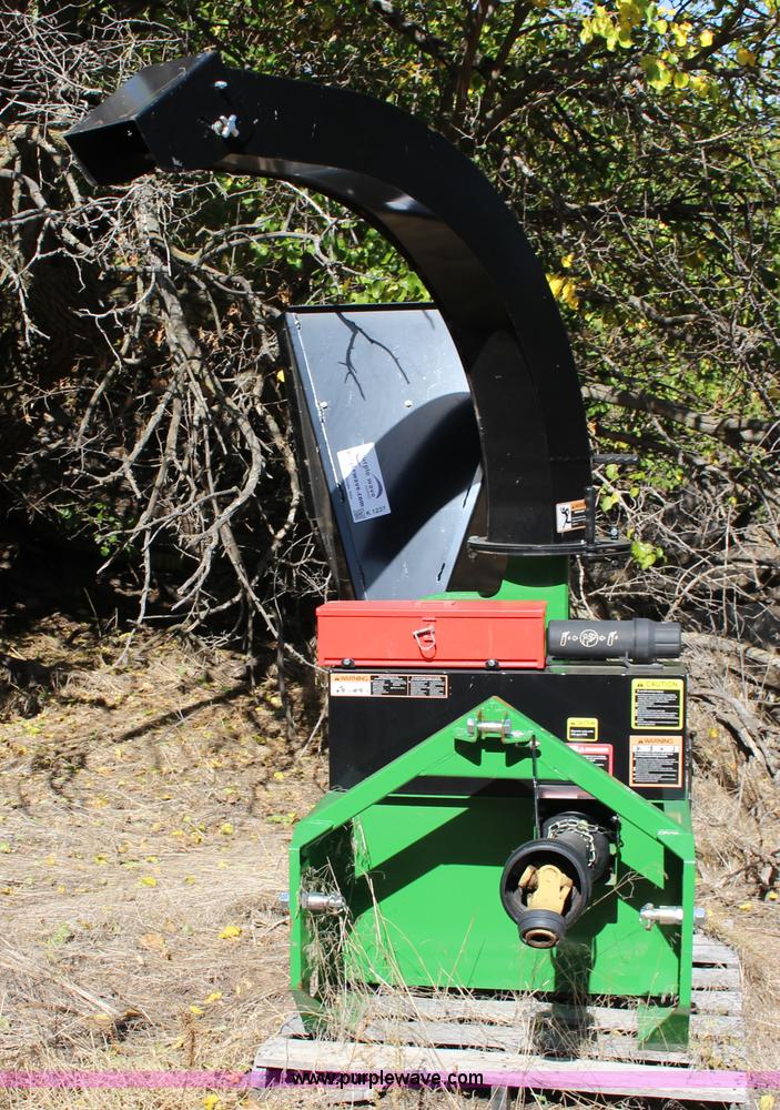 image for item K1237 Frontier WC1105 chipper