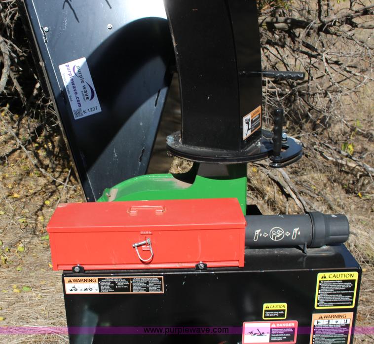 image for item K1237 Frontier WC1105 chipper