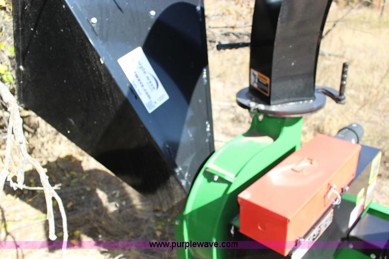 image for item K1237 Frontier WC1105 chipper