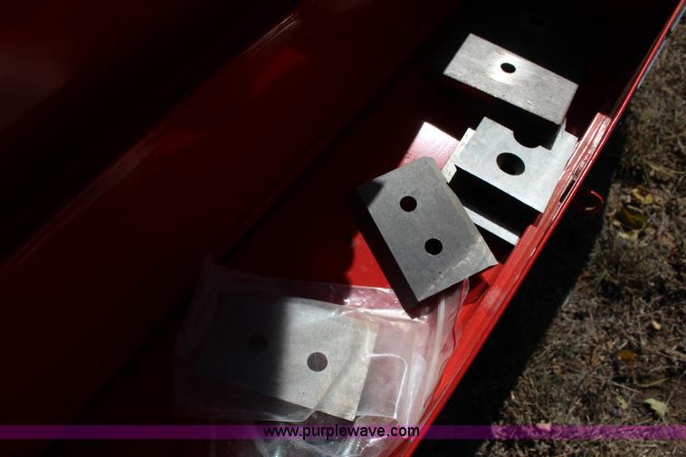 image for item K1237 Frontier WC1105 chipper