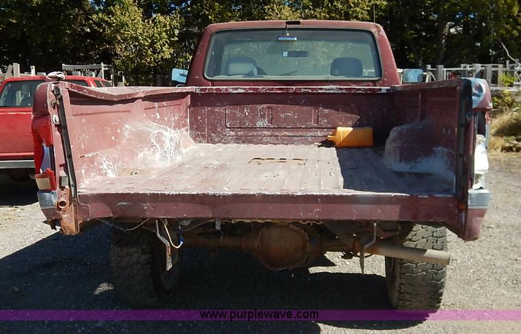image for item K1743 1992 Ford F250 HD XLT pickup truck