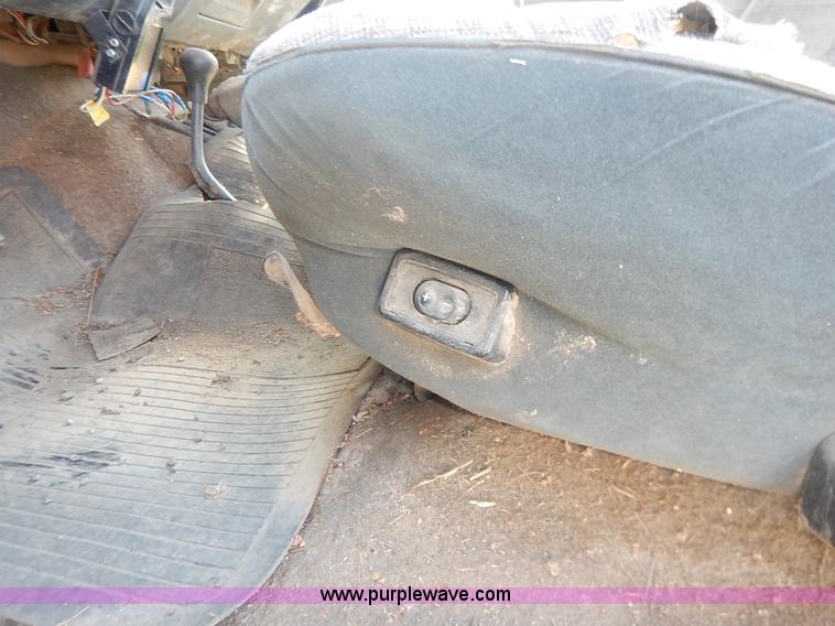 image for item K1743 1992 Ford F250 HD XLT pickup truck