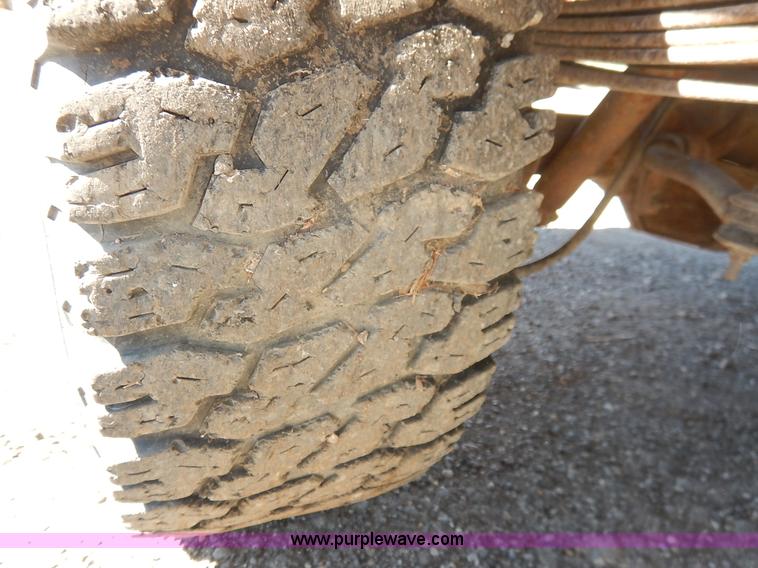 image for item K1743 1992 Ford F250 HD XLT pickup truck