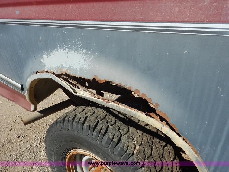 image for item K1743 1992 Ford F250 HD XLT pickup truck