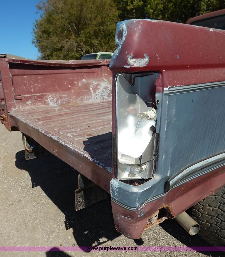 image for item K1743 1992 Ford F250 HD XLT pickup truck