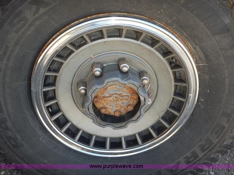 image for item K1743 1992 Ford F250 HD XLT pickup truck