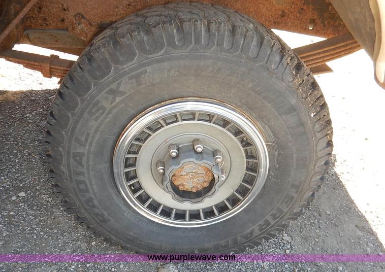 image for item K1743 1992 Ford F250 HD XLT pickup truck