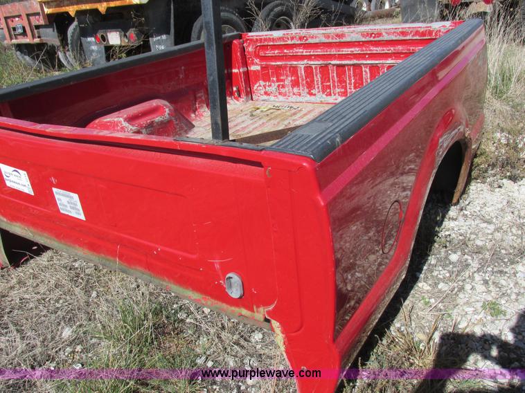 image for item K2218 2003 Ford F250 Super Duty pickup truck bed