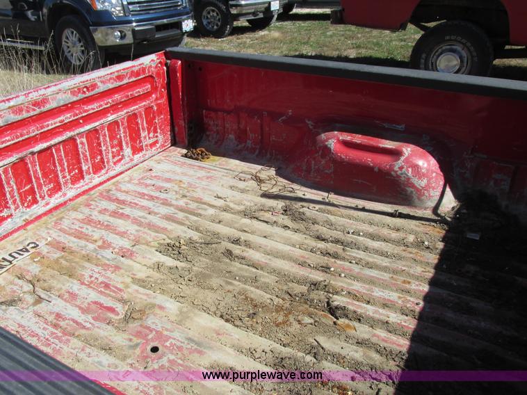 image for item K2218 2003 Ford F250 Super Duty pickup truck bed