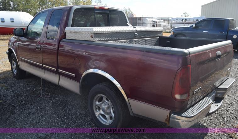 image for item K4762 1998 Ford F150 XLT SuperCab pickup truck