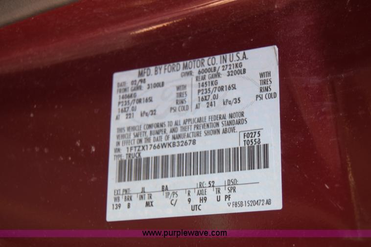 image for item K4762 1998 Ford F150 XLT SuperCab pickup truck