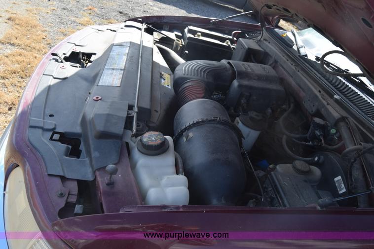 image for item K4762 1998 Ford F150 XLT SuperCab pickup truck