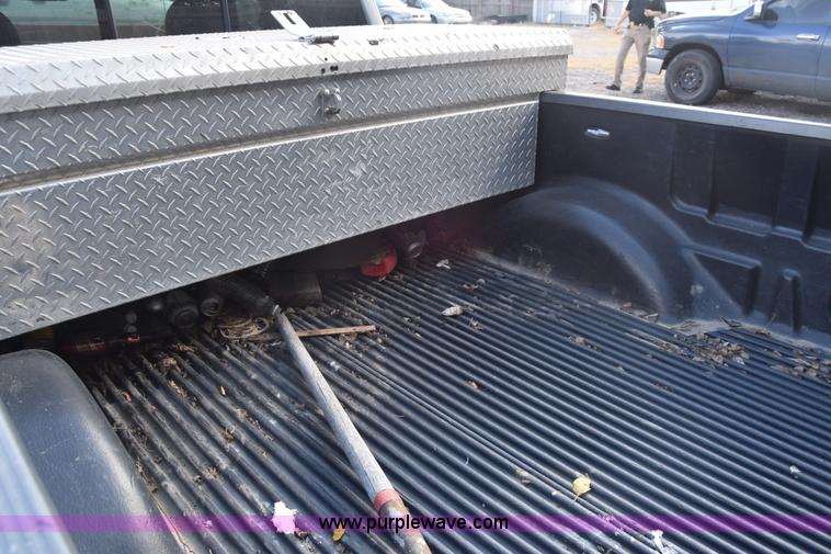 image for item K4762 1998 Ford F150 XLT SuperCab pickup truck