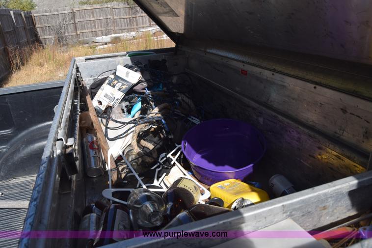 image for item K4762 1998 Ford F150 XLT SuperCab pickup truck