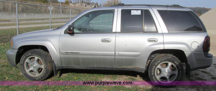 image for item K6389 2004 Chevrolet TrailBlazer LT SUV