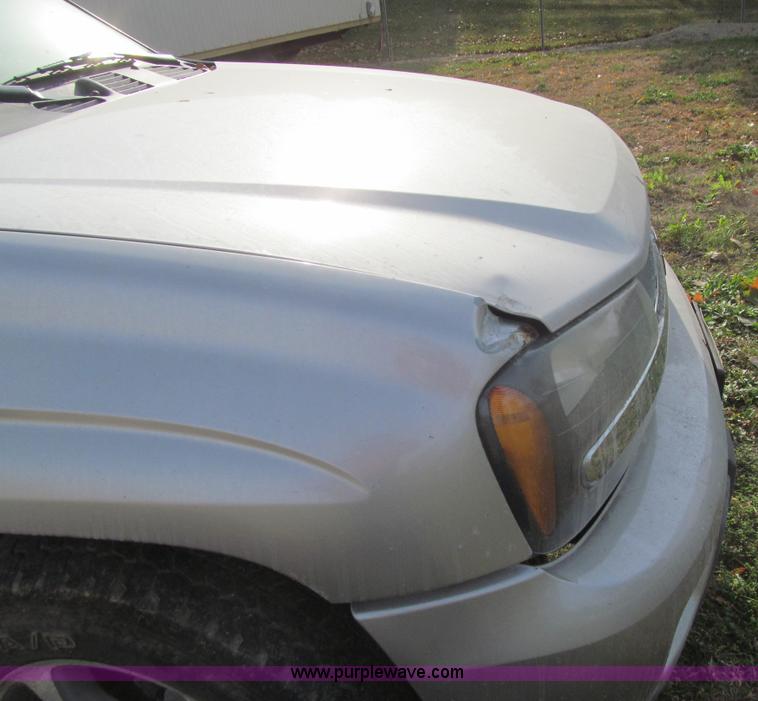 image for item K6389 2004 Chevrolet TrailBlazer LT SUV